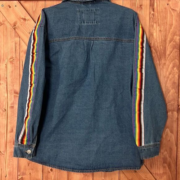 NWT Stoosh Women's Blue Rainbow Stripe Detail Vintage Denim Jacket Medium - Picture 6 of 6
